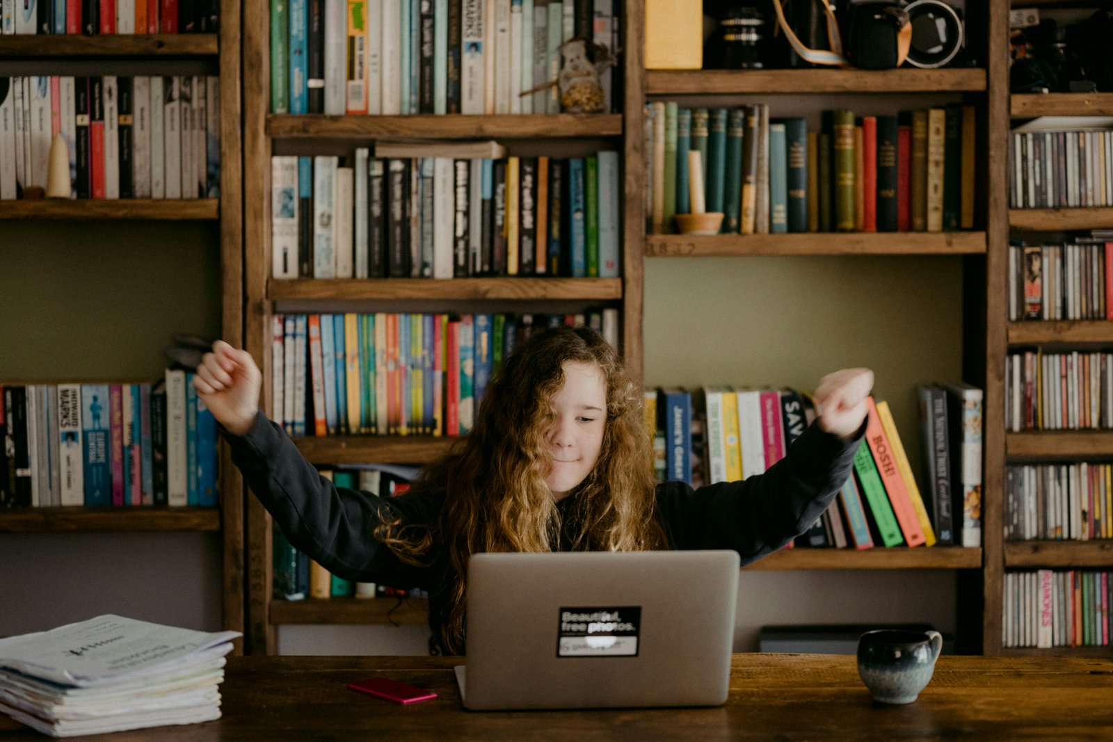 Student in an online tutoring session with Nexus Academy